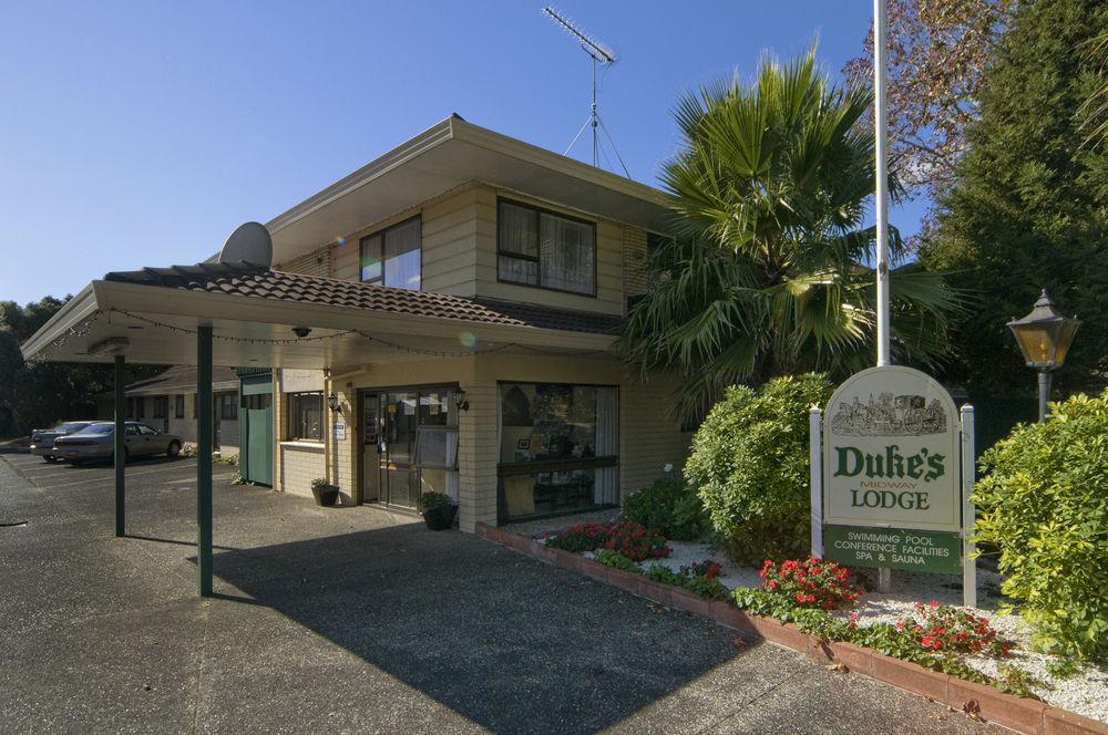 Dukes Midway Lodge Auckland Exteriör bild