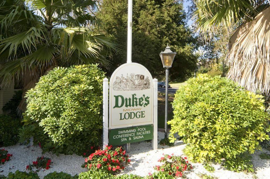 Dukes Midway Lodge Auckland Exteriör bild